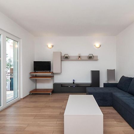 Apartment Ljuba 普利莫顿 外观 照片